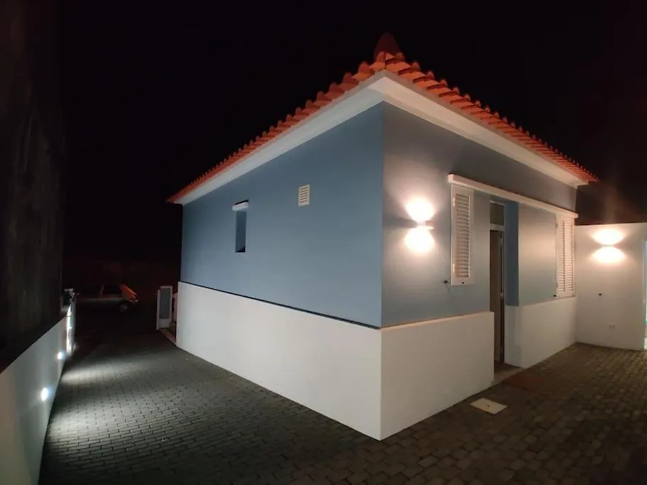 펜션 푼샬 Casa Da Porta Azul 빌라